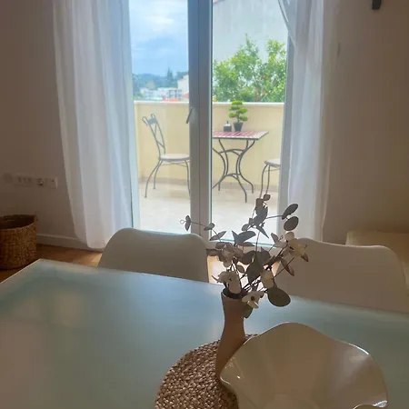 Apartment Bella *